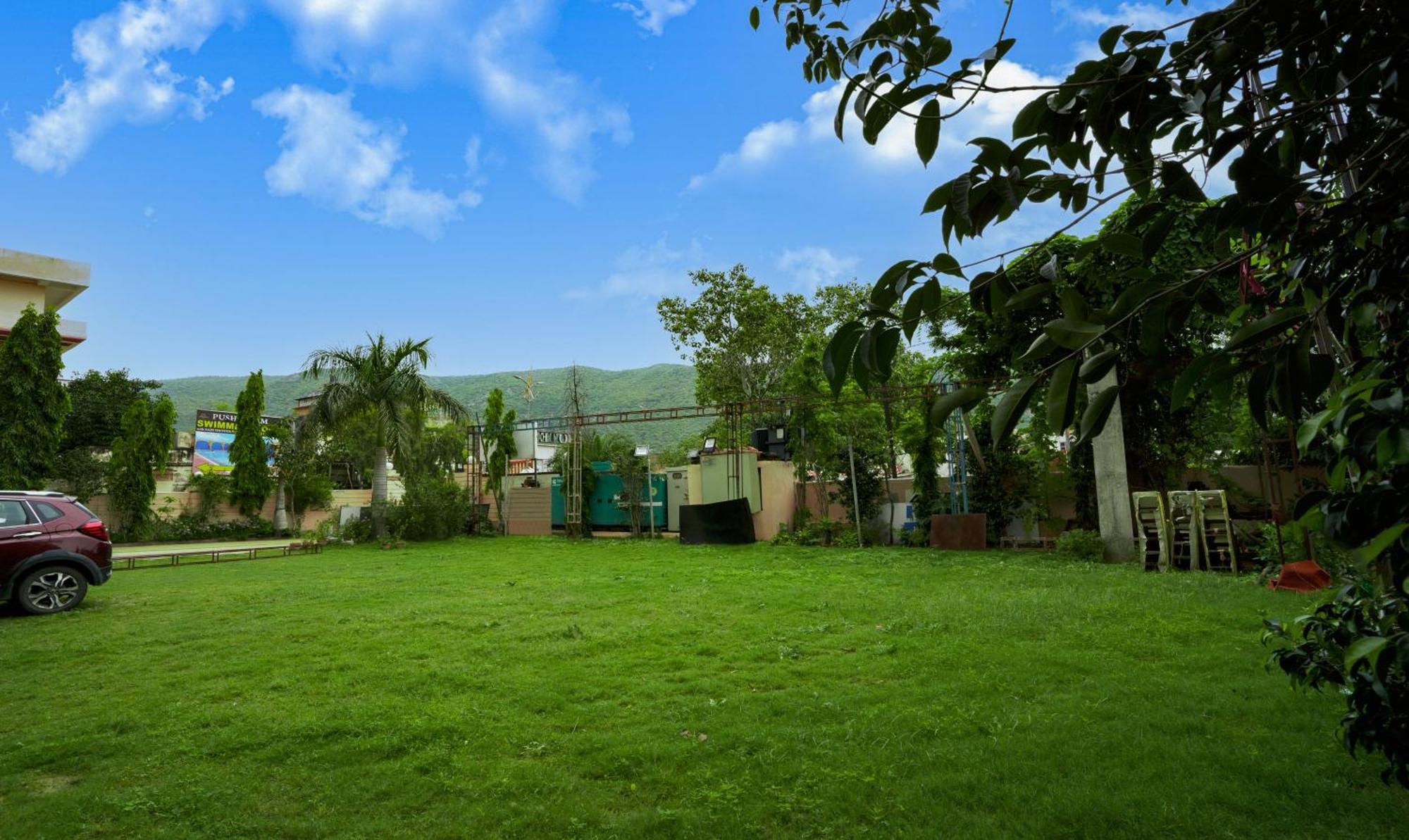 Treebo Raj Garden, Near Pushkar Lake Bagian luar foto